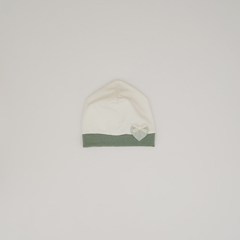 Ninnaoh Pure Love | Cappello neonata panna verde cuore
