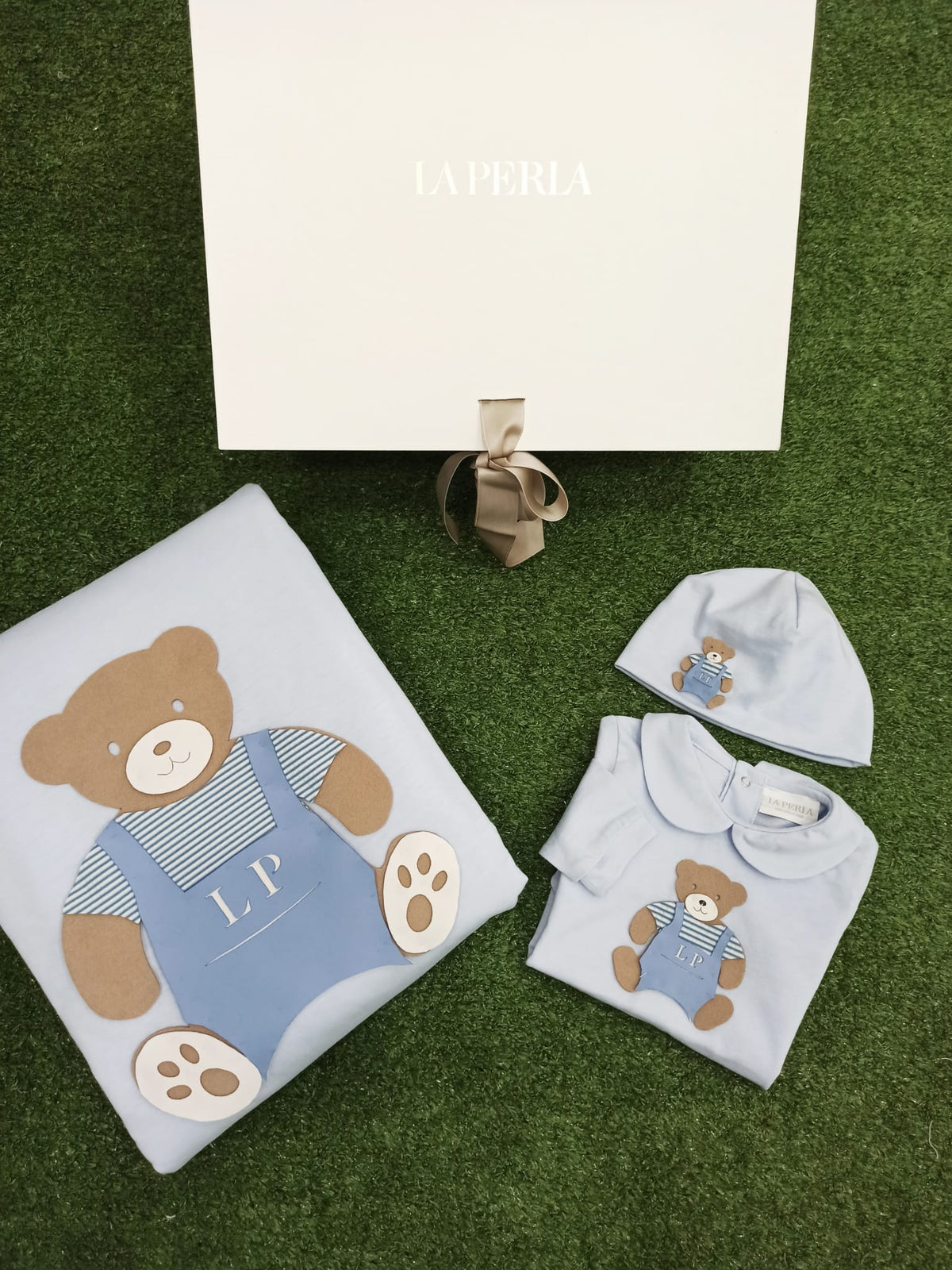 La Perla | Set nascita neonato orsetto celeste cotone